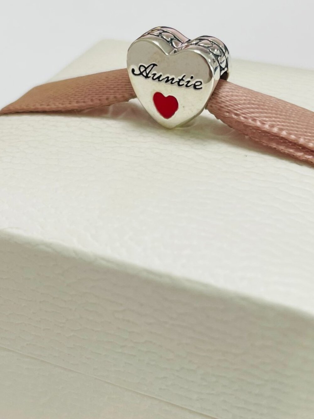 Pandora Auntie Exclusive Heart Charm Bead
